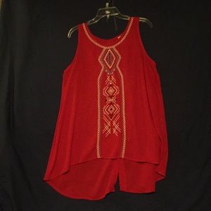 WOMEN'S ADORABLE TANK LONG TAIL TOP. NWOT.